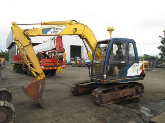 ขายรถขุด KOBELCO SK60-1 มาร์คทรี เก่านอก ขายถูกๆ เครื่องยนต์ ISUZU 4JB1 4 สูป ไฟฟ้าเต็มระบบ เร็ว แรงงงงงงงงงงง โทร.089-8531812 เจ้ศรี รถจอดเชียงราย สอบถามได้ ไม่ต้องเกรงใจ เอกสารใบอินวอยมี ครบ ทำเล่มทะเบียนได้ เข้าจัดไฟแนนท์ไ