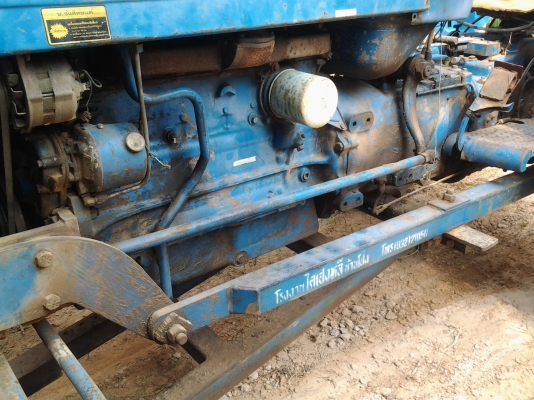 FORD 6600 เสื้อเรีบ ไอดีกลม ปั้มเหลี่ยม หาง3 ใบดันเล่มทะเบียนพร้อมชุดโอน