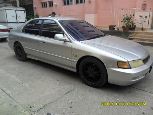 ขายHonda Accordปี97ไฟท้าย2ก้อนเครื่องVtecออโต้เบาะไฟฟ้าABS/AIRBAGแม็ก17ตัวถังบางเดิมรถขับดีครับขายถูกๆครับ