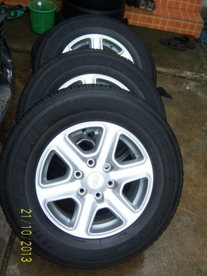 แม็กฟอร์ดใหม่ พร้อมยางขอบ 17  265 65 ปี 12