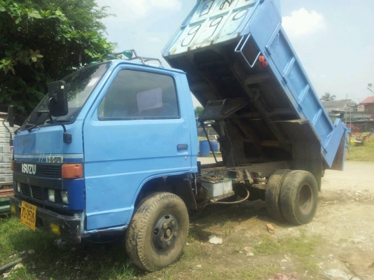 รถ 6ล้อ ISUZU NKR58E ปี 2538 ราคา 298,000 บ