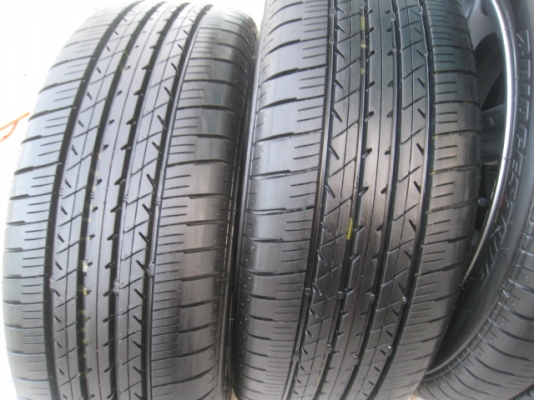 ขายล้อแม็กป้ายแดง new vios 16" ยางปี13  สนใจติดต่อเล็กคลองสาม (081-3747940)