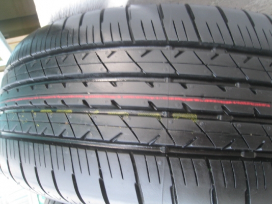 ขายล้อแม็กป้ายแดง new vios 16" ยางปี13  สนใจติดต่อเล็กคลองสาม (081-3747940)