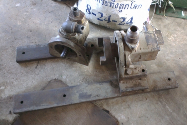 Sell> ปั้มไฮดรอลิคมือสอง ปั้มเวน Vickers Japan ราคาถูก กำแพงแสน นครปฐมครับ