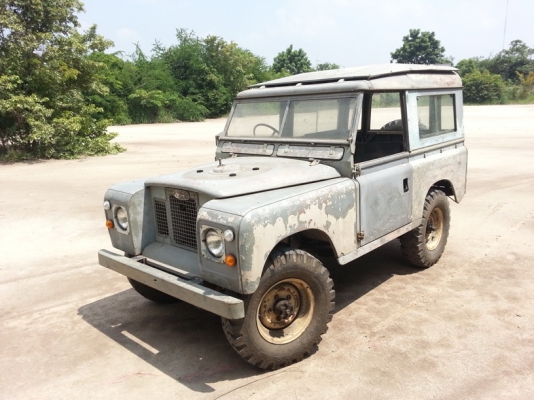 ขายรถแลนด์โรเวอร์ ซีรีส์ 2เอ  พร้อมขับ มีทะเบียน สภาพเดิมๆ