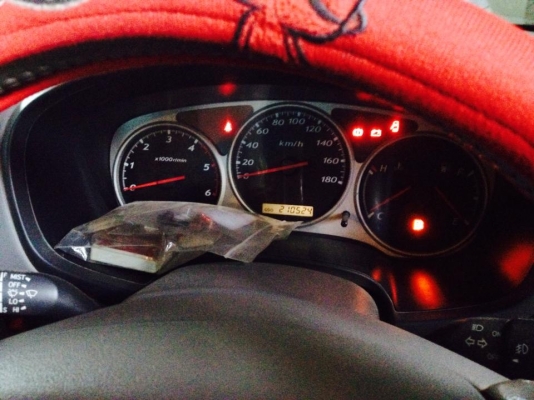 ขายด่วน อีซูซุ d-max turboตัวท็อปในรุ่น ปี 2546 รถบ้านของแท้ครับ วิ่งสองแสนกว่าโล ราคาต่อรองได้ครับ