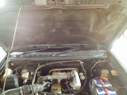 ขายด่วน อีซูซุ d-max turboตัวท็อปในรุ่น ปี 2546 รถบ้านของแท้ครับ วิ่งสองแสนกว่าโล ราคาต่อรองได้ครับ