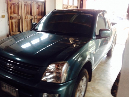 ขายด่วน อีซูซุ d-max turboตัวท็อปในรุ่น ปี 2546 รถบ้านของแท้ครับ วิ่งสองแสนกว่าโล ราคาต่อรองได้ครับ