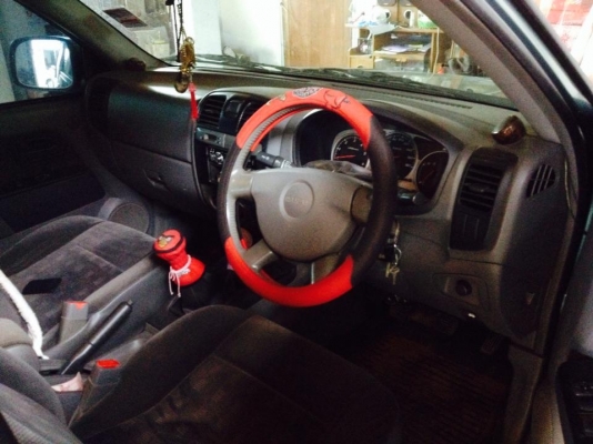 ขายด่วน อีซูซุ d-max turboตัวท็อปในรุ่น ปี 2546 รถบ้านของแท้ครับ วิ่งสองแสนกว่าโล ราคาต่อรองได้ครับ