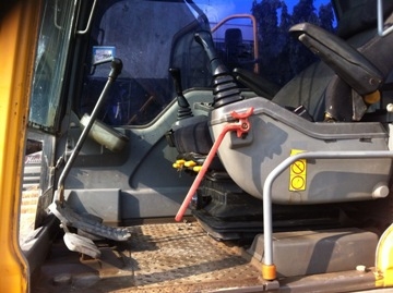 ขายด่วนรถขุดVOLVO EC210BLC เล่มทะเบียน