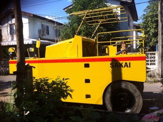 ขายด่วนรถบดล้อยาง9ล้อSAKAI TS150 ตรวจเช็คพร้อมใช้ เล่มทะเบียน