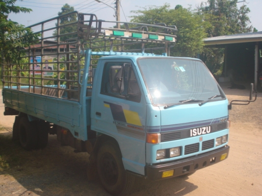 ขายด่วน ISUZU NKR 110 แรงม้า รถห้างแท้ครับ ขายด่วน ISUZU NKR 110 แรงม้า รถห้างแท้ครับ