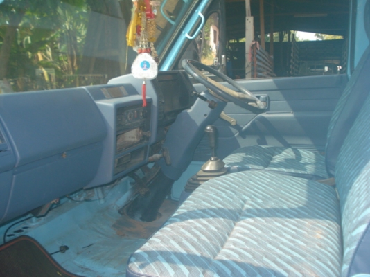 ขายด่วน ISUZU NKR 110 แรงม้า รถห้างแท้ครับ ขายด่วน ISUZU NKR 110 แรงม้า รถห้างแท้ครับ