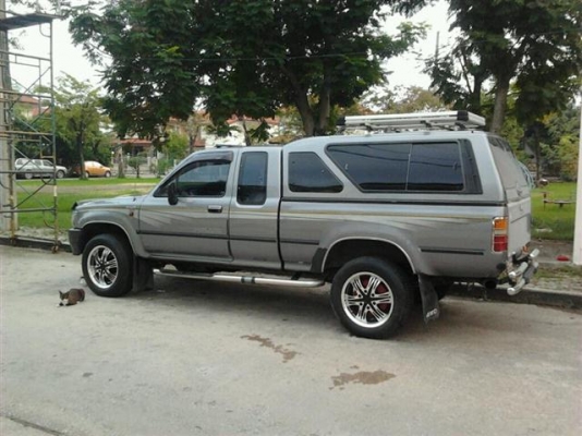 ขาย TOYOTA HILUX LN 111