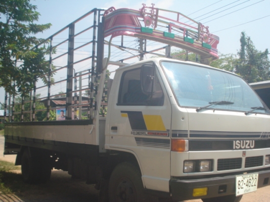 ขายด่วน ISUZU NPR 115 แรงม้ารถห้างแท้สวยมากๆๆ รถสวยเมืองช้างครับ