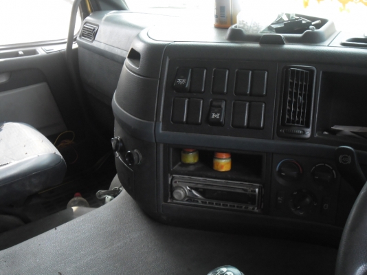 ขายรถบรรทุกพ่วงไม่ดั้ม VOLVO 440 EURO3 แรงปี 50 รุ่น FM 1384R46440AJS เครื่องดีคัสซีสวยห้นาเดิมไม่เคยชนกะบะเกษตรทะเบืยนเต็ม