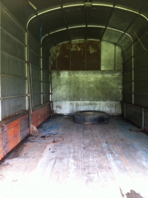 ขายถูก รถบรรทุก 6 ล้อกลาง  ISUZU.   ปี 2540  คุณท๊อป. 087-786-4923