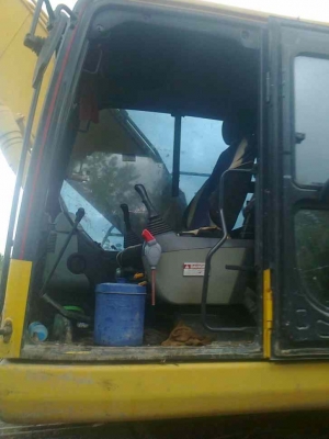 KOMATSU PC200-8 ใช้งาน 6000ช.ม เศษ เอกสารเล่มทะเบียน KOMATSU PC200-8 ใช้งาน 6000ช.ม เศษ เอกสารเล่มทะเบียน