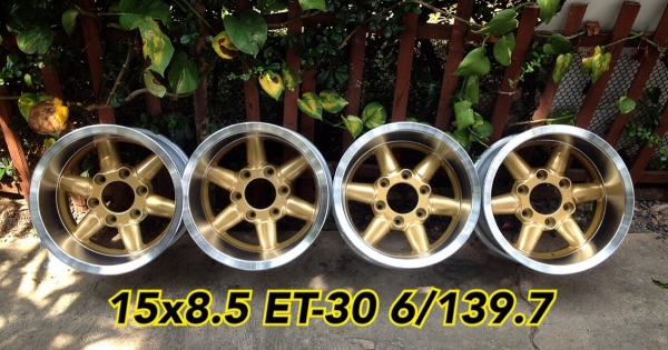 ขายล้อ SRS Germany ขอบ 15x8.5 ET-30 6/139.7 ออฟลึก 5 นิ้ว หล่อๆ ครับ