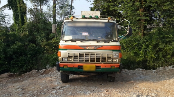 หัวลาก Hino เดิมๆ ราคาเบาสบาย