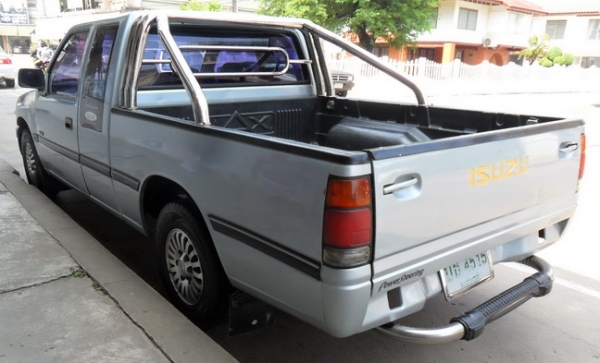 ISUZU ปี 39 รุ่น SLX 2500 cc.-ขายแล้วครับ- ISUZU ปี 39 รุ่น SLX 2500 cc.-ขายแล้วครับ-