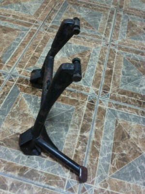 ขาตั้งคู่ SR 400 ส่งของให้แล้วนะครับ^^