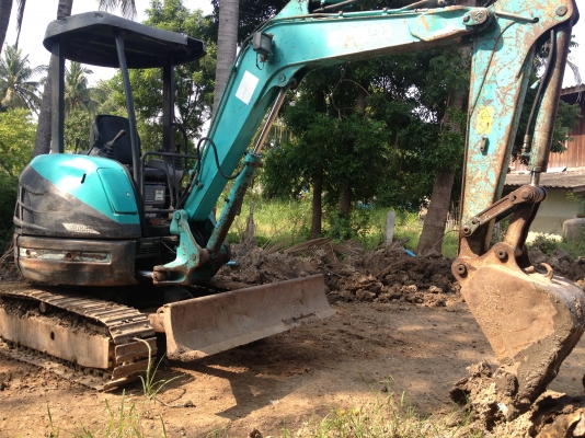 kobelco- SK 30 sr เก่านอก  คันนี่ทํางานดี เร็ว ไวประหยัดนํ้ามัน ครับ