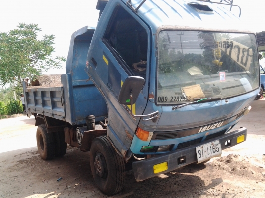 ISUZU NPR57G 115 แรง 4BD1 F หลัง เพาเวอร์ และTLD74 ราคา 78000 และรถส้วมNKR88ห้างแท้เกียร์สั้นยกหัวได้ราคา258000