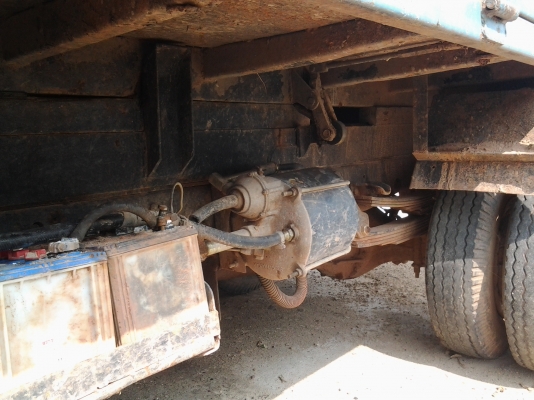 ISUZU NPR57G 115 แรง 4BD1 F หลัง เพาเวอร์ และTLD74 ราคา 78000 และรถส้วมNKR88ห้างแท้เกียร์สั้นยกหัวได้ราคา258000