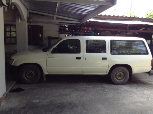 ขาย โตโยต้าไทเกอร์แวน ปี 42 สีขาว