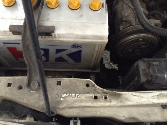 ขาย โตโยต้าไทเกอร์แวน ปี 42 สีขาว