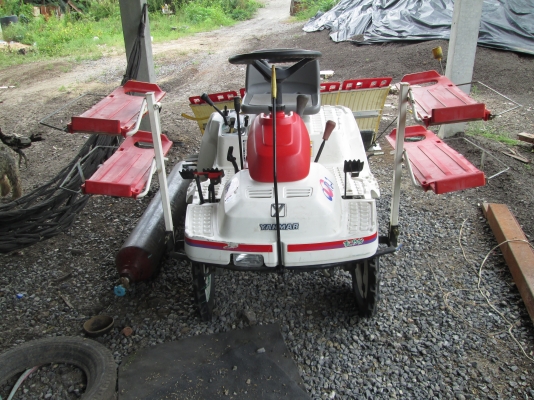 ขายรถดำนา YANMAR 4แถว สภาพใหม่สวยมากๆ ราคาต่อรองได้ครับ