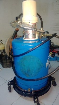 ขายถังอัดจาระบี ลม 20LHOBAYASHIรุ่น MG-55ขนาด 20 ลิตร ขายถังอัดจาระบี ลม 20LHOBAYASHIรุ่น MG-55ขนาด 20 ลิตร