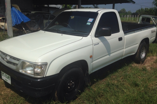 TOYOTA HILUX TIGER SINGLE GL 2.5 MT ปี 44 รถสวยจัดพร้อมใช้งาน เครื่องแน่นแรงดีแห้งดีสุดๆครับ ภายในเก๋งสะอาดสวย คอนโซลภายในครบพร้อม แอร์เย็น CD พวงมาลัยธรรมดา กระบะปูพื้นยางลายเนอร์ครบแล้ว ช่วงล่างแน่นคัชซีสวยเดิมๆ ยางสภาพดี 70\% พร้อมใช้งาน เอกสารทะเบียนคร TOYOTA HILUX TIGER SINGLE GL 2.5 MT ปี 44 รถสวยจัดพร้อมใช้งาน เครื่องแน่นแรงดีแห้งดีสุดๆครับ ภายในเก๋งสะอาดสวย คอนโซลภายในครบพร้อม แอร์เย็น CD พวงมาลัยธรรมดา กระบะปูพื้นยางลายเนอร์ครบแล้ว ช่วงล่างแน่นคัชซีสวยเดิมๆ ยางสภาพดี 70\% พร้อมใช้งาน เอกสารทะเบียนคร