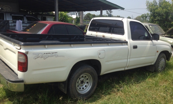 TOYOTA HILUX TIGER SINGLE GL 2.5 MT ปี 44 รถสวยจัดพร้อมใช้งาน เครื่องแน่นแรงดีแห้งดีสุดๆครับ ภายในเก๋งสะอาดสวย คอนโซลภายในครบพร้อม แอร์เย็น CD พวงมาลัยธรรมดา กระบะปูพื้นยางลายเนอร์ครบแล้ว ช่วงล่างแน่นคัชซีสวยเดิมๆ ยางสภาพดี 70\% พร้อมใช้งาน เอกสารทะเบียนคร TOYOTA HILUX TIGER SINGLE GL 2.5 MT ปี 44 รถสวยจัดพร้อมใช้งาน เครื่องแน่นแรงดีแห้งดีสุดๆครับ ภายในเก๋งสะอาดสวย คอนโซลภายในครบพร้อม แอร์เย็น CD พวงมาลัยธรรมดา กระบะปูพื้นยางลายเนอร์ครบแล้ว ช่วงล่างแน่นคัชซีสวยเดิมๆ ยางสภาพดี 70\% พร้อมใช้งาน เอกสารทะเบียนคร