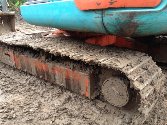 ขาย komatsu pc 40-7เอวแน่น เครื่องแน่นมีVDO  299000 ครับ