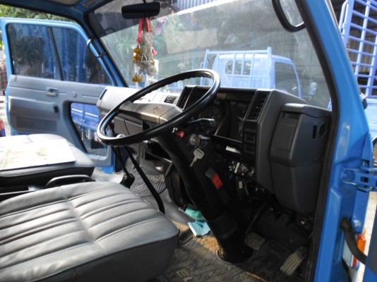 ขาย 6 ล้อดั้ม NPR -115 สภาพดี สวยจัด ขาย 6 ล้อดั้ม NPR -115 สภาพดี สวยจัด