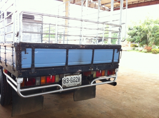 ขายด่วน รถ 6 ล้อ สภาพดีพร้อมใช้งาน 120 แรงม้า