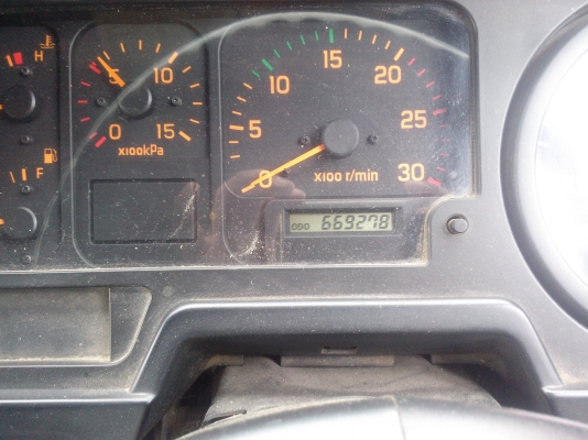 ขายรถอีซุซุเด็กก้า320แม่ลูกสามเพลาดั้มเหล็กอู่สหกิจ