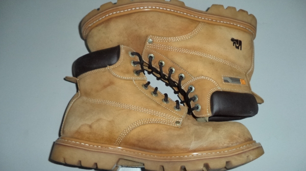 WalkLander Safety Boot