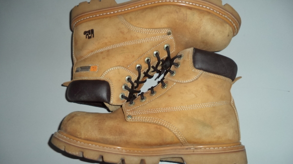 WalkLander Safety Boot