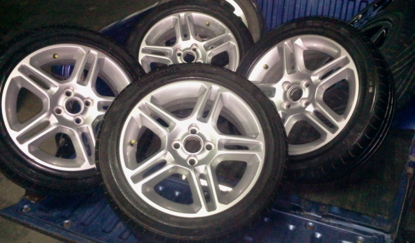 ล้อแม๊กขอบ16 4h100พร้อมยางมือสอง