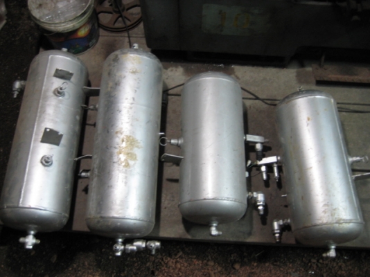 ขายถังลมอลูมีเนียมถอดจาก 6 ล้อ ใบละ2,500 สภาพดี