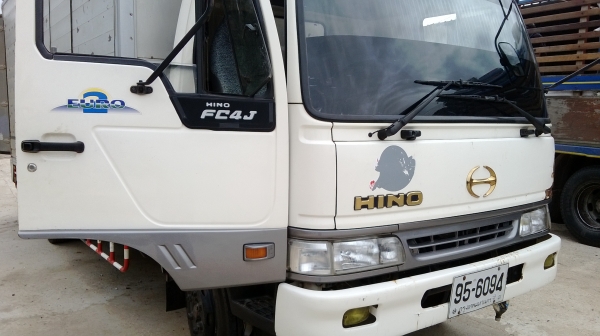 ขายถูกๆHINO FC4J เสมอทองปี2547 เครื่องJO5C เทอโบเครื่องดีมากๆไม่เคยแกะไม่มีซึม รถห้างแท้ๆ ยาว5.5เมตรคัสซีไม่มีสนิมไม่มีโกร่งแอร์เย็น ยางเลเดี้ยนใหม่ๆ6เส้น ขายถูกๆHINO FC4J เสมอทองปี2547 เครื่องJO5C เทอโบเครื่องดีมากๆไม่เคยแกะไม่มีซึม รถห้างแท้ๆ ยาว5.5เมตรคัสซีไม่มีสนิมไม่มีโกร่งแอร์เย็น ยางเลเดี้ยนใหม่ๆ6เส้น