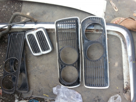 กระจังหน้า BMW E3 ไม่มีฟันหนู และกันชนหลัง