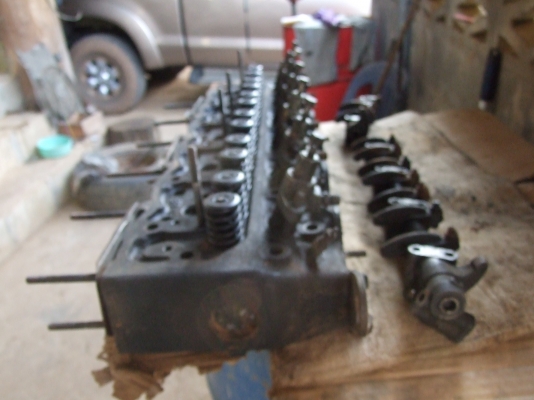 ฝาสูบ อีซูสุ ตระกูลB(มั้ง?) สภาพดีมาก 100\% ไม่แตก ไม่รั่ว ถอดมาจากเครื่องที่เสื้อสูบแตก