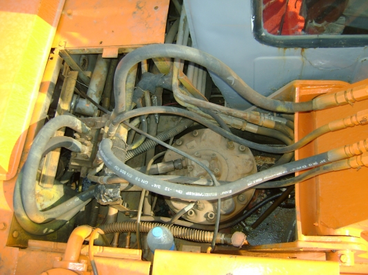 ขายรถแมคโคร HITACHI  รุ่น uh041 ด่วน!