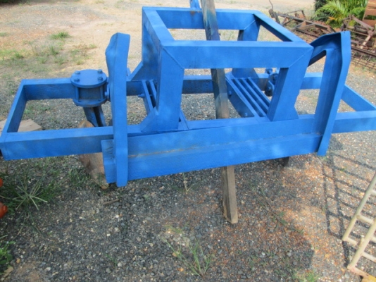 ผานฟอร์ดยกร่องมัน และ ร่องสับปะรด ครับ ผานฟอร์ดยกร่องมัน และ ร่องสับปะรด ครับ