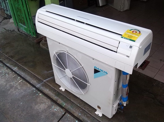 **** ขายแอร์ DAIKIN 18000 BTU สภาพสวย ****