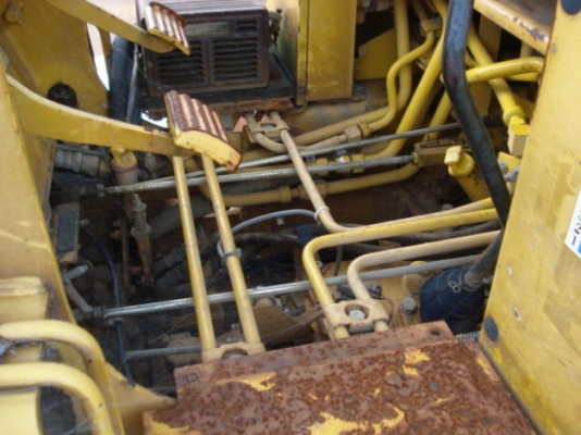 ขายรถแทรกเตอร์ KOMATSU D20P-7E แทร็กเหล็กดีมากแบบตีนเป็ด ชั่วโมงน้อย รถนอกนำเข้า สภาพดี เครื่องดี ถึงไทยแล้ว ติดต่อมานะ 085-9049669